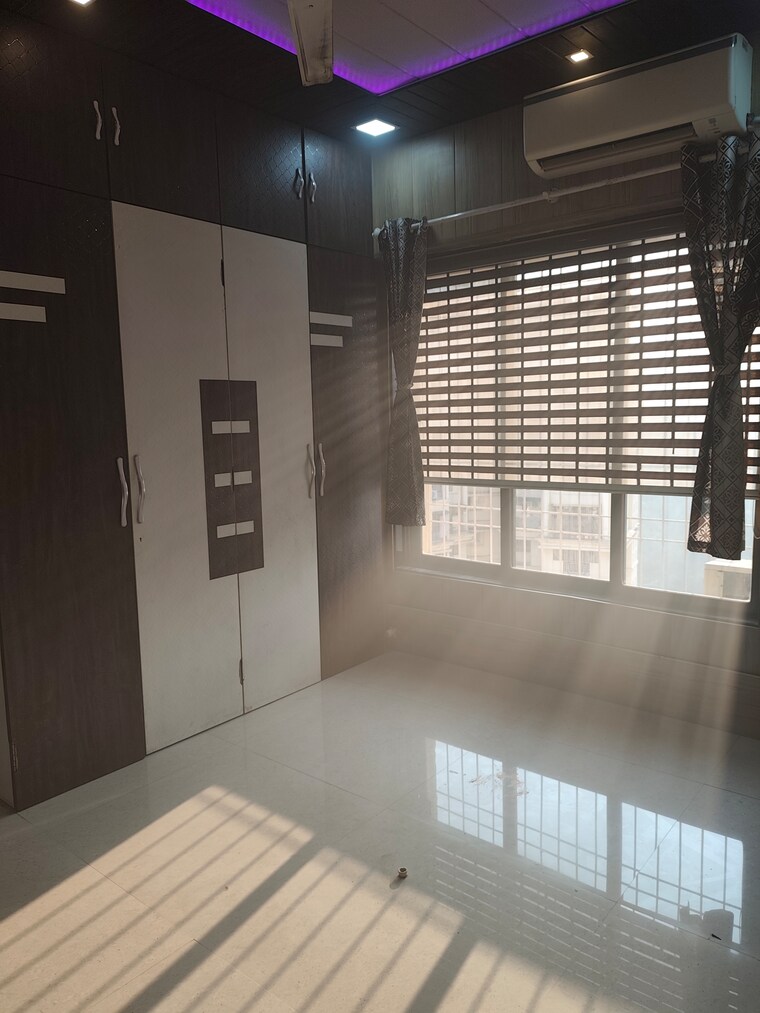 Room, cosmos-jewels-solitaire 3 Bedroom 960 Sq.Ft. Apartment In Ghodbunder Road Thane 9579173