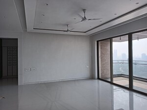 Room in 3 BHK Apartment at Prabhadevi CHS, Prabhadevi – for Rent