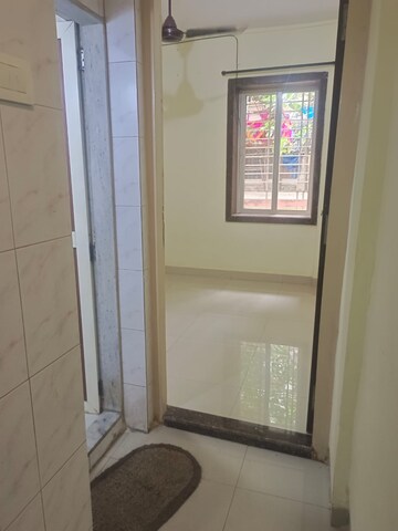 Room in 1 BHK Apartment at Andheri West – for Rent