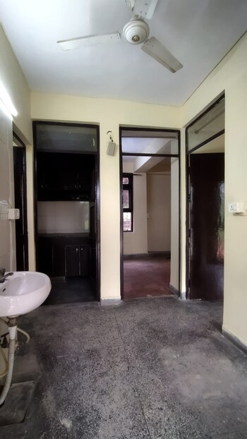 1 BHK Flat for Sale in Molarband, Delhi