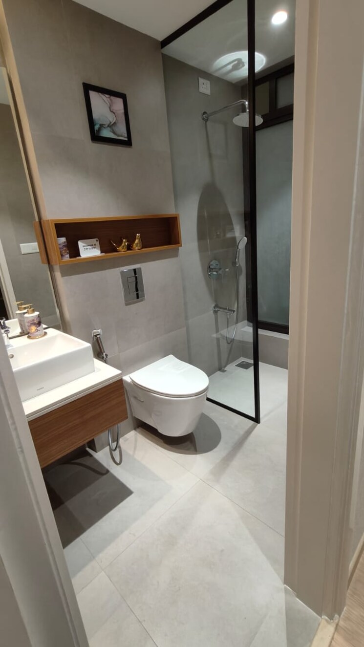 Attached Bathroom, thane west 2 Bedroom 870 Sq.Ft. Apartment In Thane West Thane 9579200