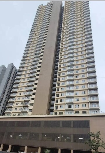 2 BHK Apartment For Rent in Mhada 24 LIG Apartments, Goregaon West