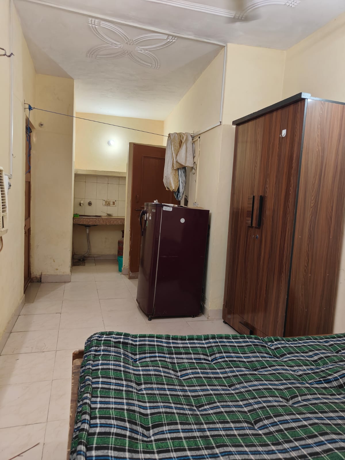 2 BHK + Extra Room Apartment For Sale in Jasola