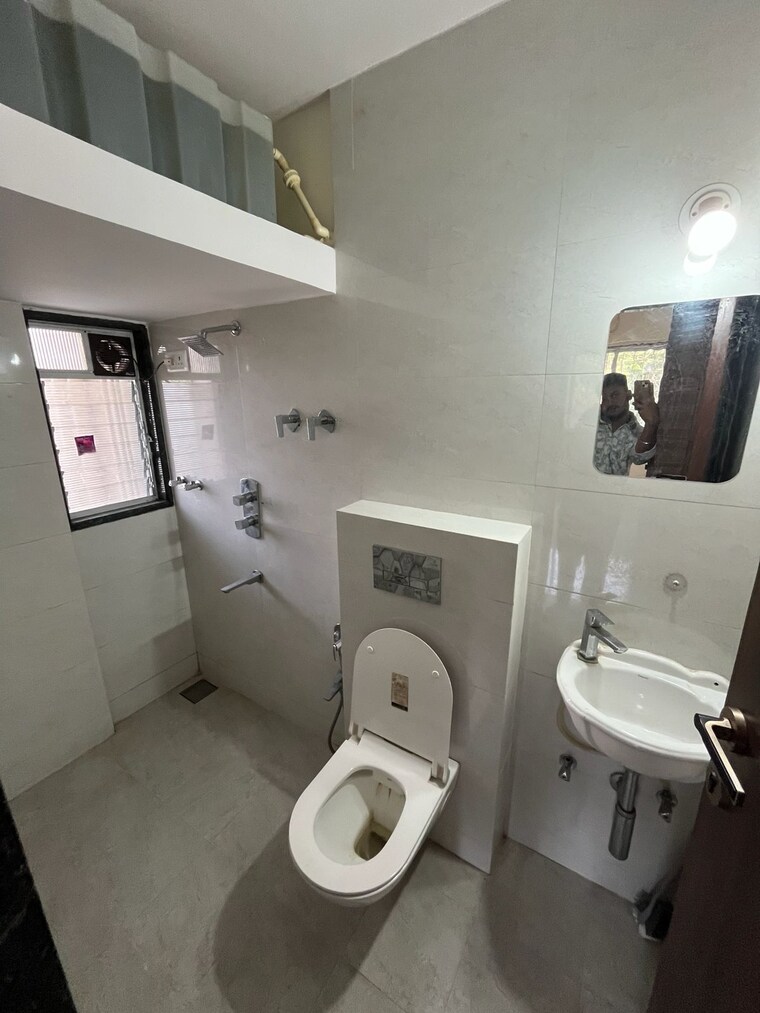 Bathroom, sai-nakhawa-enclave 2 Bedroom 650 Sq.Ft. Apartment In Naupada Thane 9579208