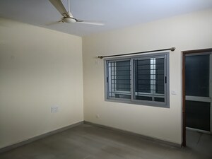 Room in 3 BHK Apartment at Sarvashri Krishna Gardenia, Dollars Colony – for Rent