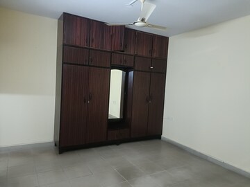 Room in 3 BHK Apartment at Sarvashri Krishna Gardenia, Dollars Colony – for Rent