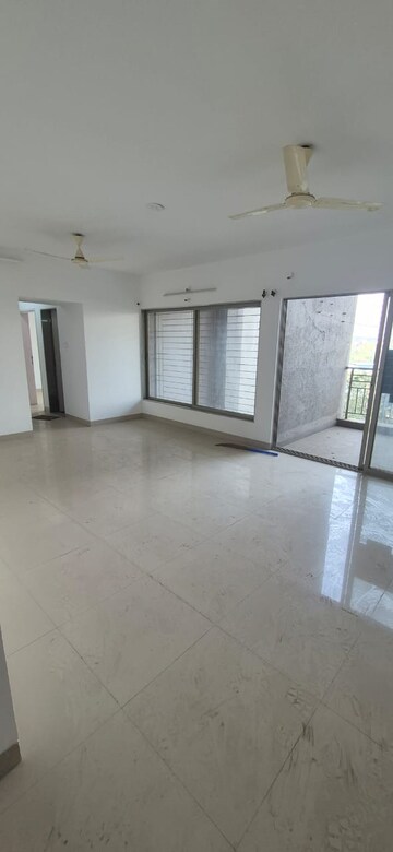 Room in 2 BHK Apartment at Bramhacorp F Residences, Kalyani Nagar – for Rent