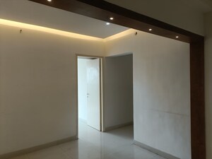 Room in 2 BHK Apartment at Tata Aquila Heights, Jalahalli – for Rent