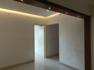 Room in 2 BHK Apartment at Tata Aquila Heights, Jalahalli – for Rent