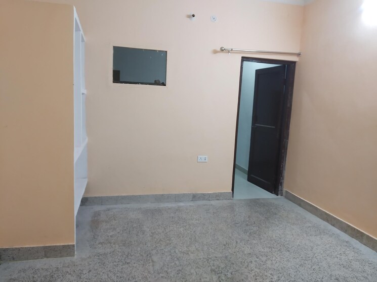 Room, aliganj 3 Bedroom 1600 Sq.Ft. Builder Floor In Aliganj Lucknow 9579246