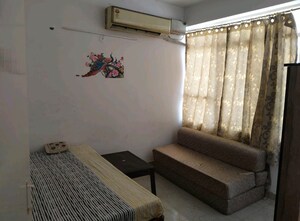 Living Room in 2 BHK Apartment at Vashisht Heights, Sector 87 – for Rent