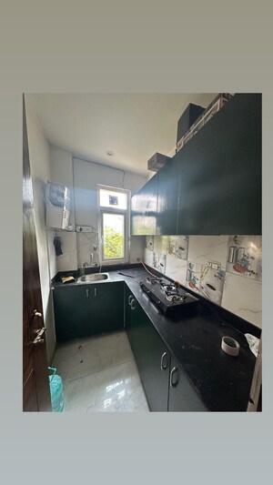 Kitchen in 1 BHK Builder Floor at Sushant Lok 3, Sector 57 – for Rent