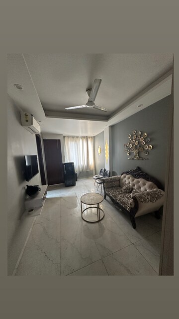 Living Room in 1 BHK Builder Floor at Sushant Lok 3, Sector 57 – for Rent