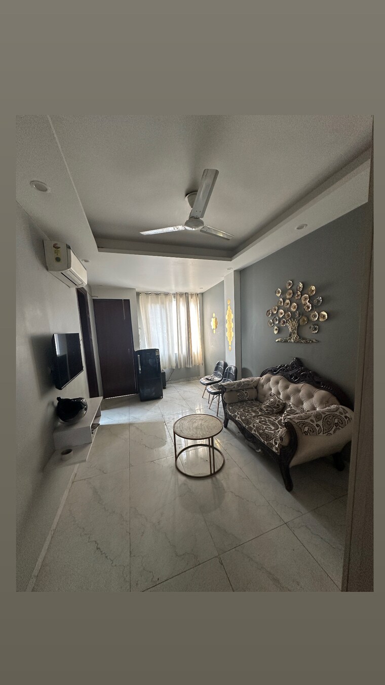 Living Room, sushant-lok-3 1 Bedroom 600 Sq.Ft. Builder Floor In Sector 57 Gurgaon 9579258