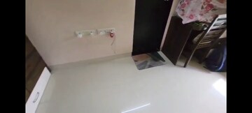 Furnished Amenities in 2 BHK Apartment at Vakola – for Rent