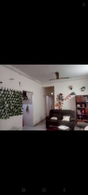 Living Room in 2.5 BHK Apartment at Antriksh Golf View, Sector 78 – for Rent