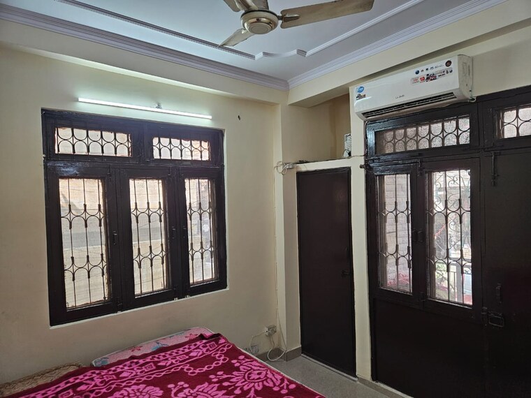 Bedroom, dilshad colony 2 Bedroom 700 Sq.Ft. Builder Floor In Dilshad Colony Delhi 9579292