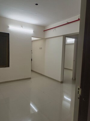 1 BHK Apartment For Rent in Amboli