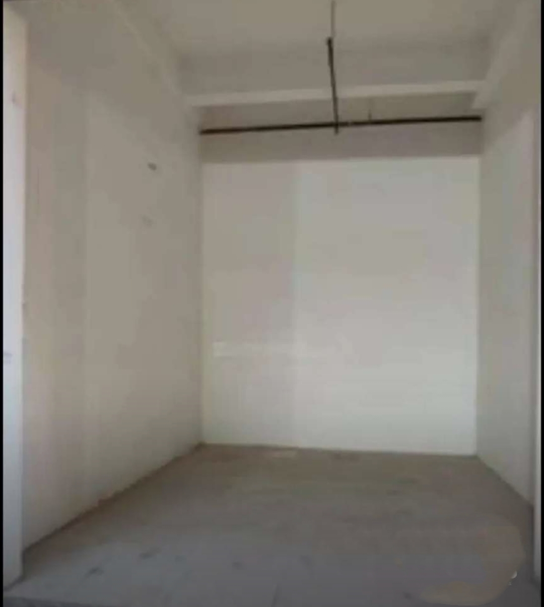 Retail Shop For Sale in Navkar Building