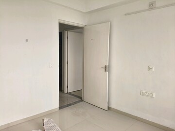 Room in 2 BHK Apartment at Chandkheda – for Rent