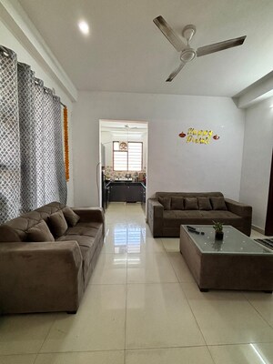 Living Room in 2 BHK Builder Floor at Sector 51 – for Rent