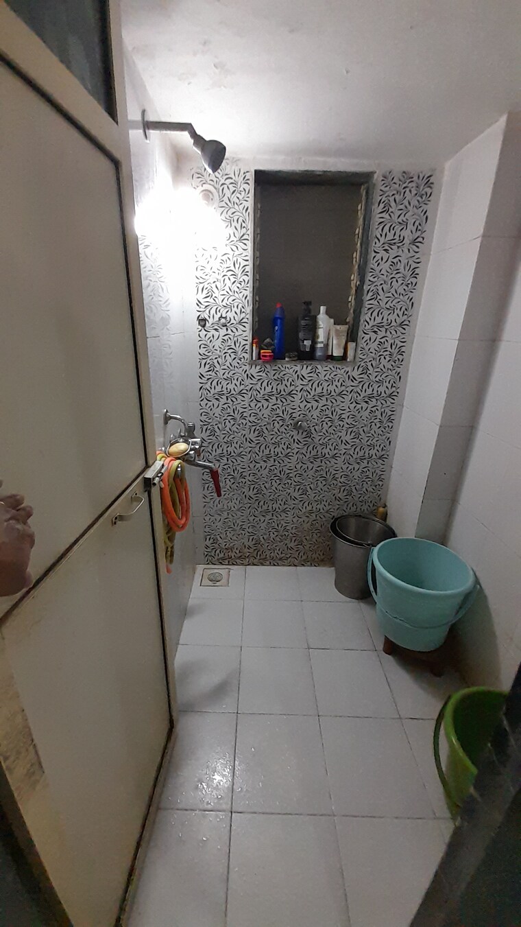 Bathroom, umiya-dham 3 Bedroom 670 Sq.Ft. Apartment In Badlapur West Thane 9579318