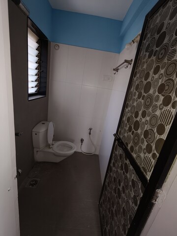 Bathroom in 1 BHK Apartment at New Saraswati CHS, Kandivali East – for Rent