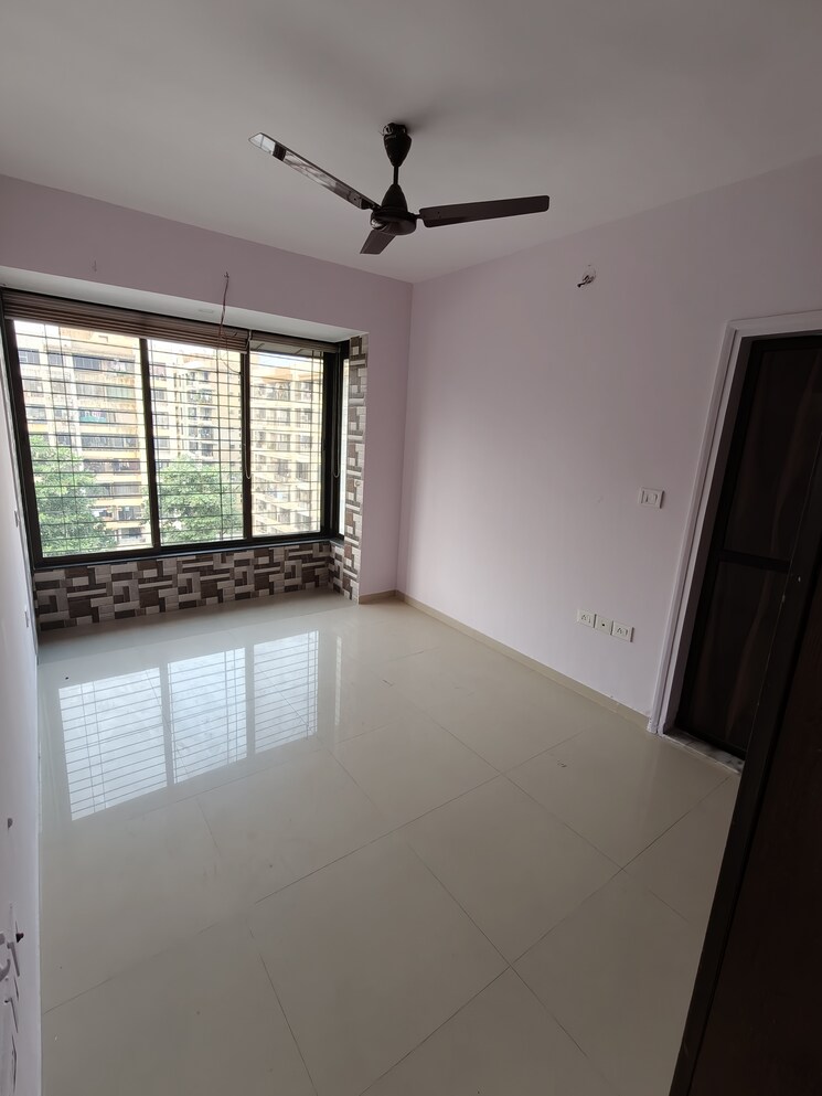 Room, new-saraswati-chs 1 Bedroom 450 Sq.Ft. Apartment In Kandivali East Mumbai 9579345