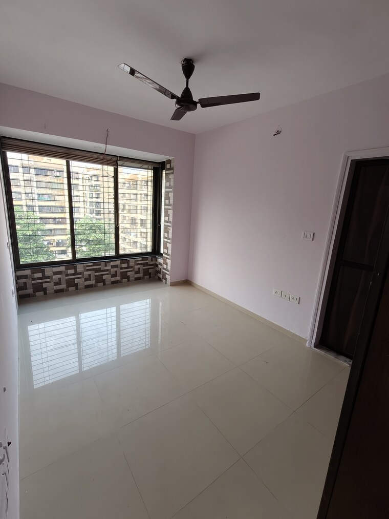 Room, new-saraswati-chs 1 Bedroom 450 Sq.Ft. Apartment In Kandivali East Mumbai 9579345