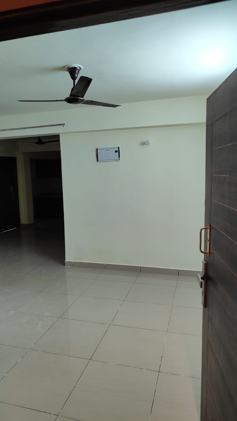 Bathroom, ratan-galaxy 2 Bedroom 1168 Sq.Ft. Apartment In Vrindavan Yojna Lucknow 9579352