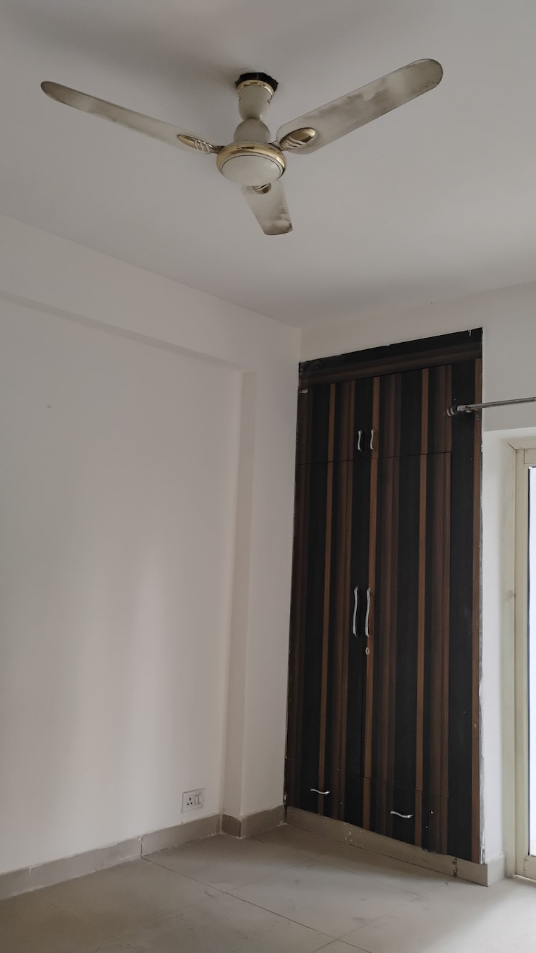 undefined, panchsheel-greens-ii 2 Bedroom 915 Sq.Ft. Apartment In Sector 16 Greater Noida Greater Noida 9579369