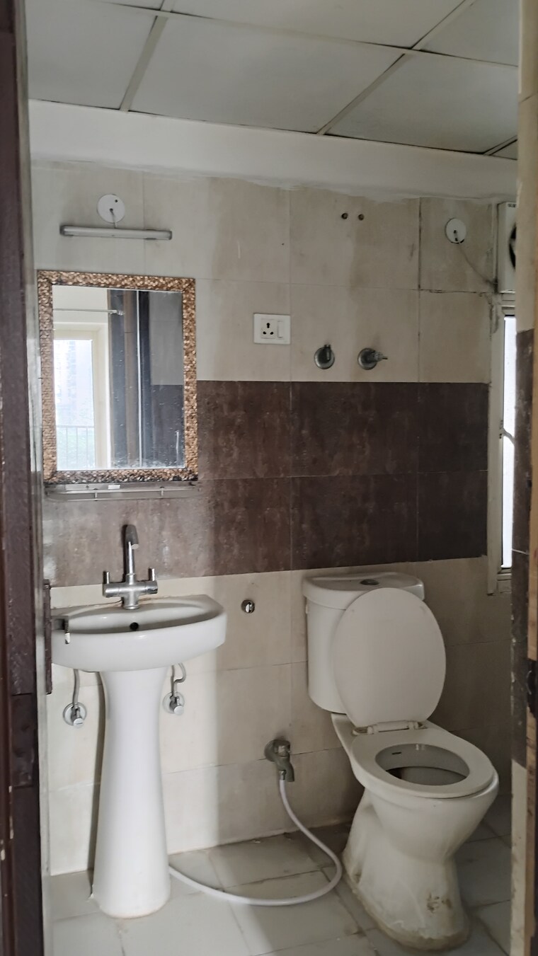 undefined, panchsheel-greens-ii 2 Bedroom 915 Sq.Ft. Apartment In Sector 16 Greater Noida Greater Noida 9579369