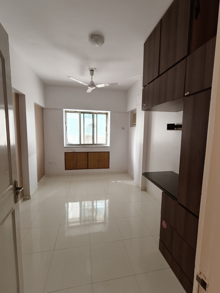 Kitchen, bredco-viceroy-court 2 Bedroom 750 Sq.Ft. Apartment In Kandivali East Mumbai 9579371