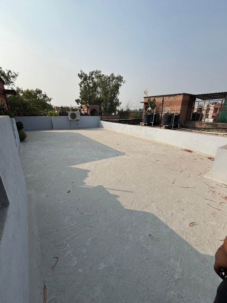  Parking, green-india-place 2 Bedroom 980 Sq.Ft. Apartment In Rajat Vihar Noida 9579402