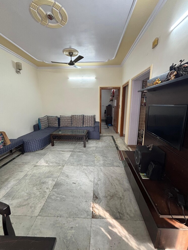 Living Room, green-india-place 2 Bedroom 980 Sq.Ft. Apartment In Rajat Vihar Noida 9579402