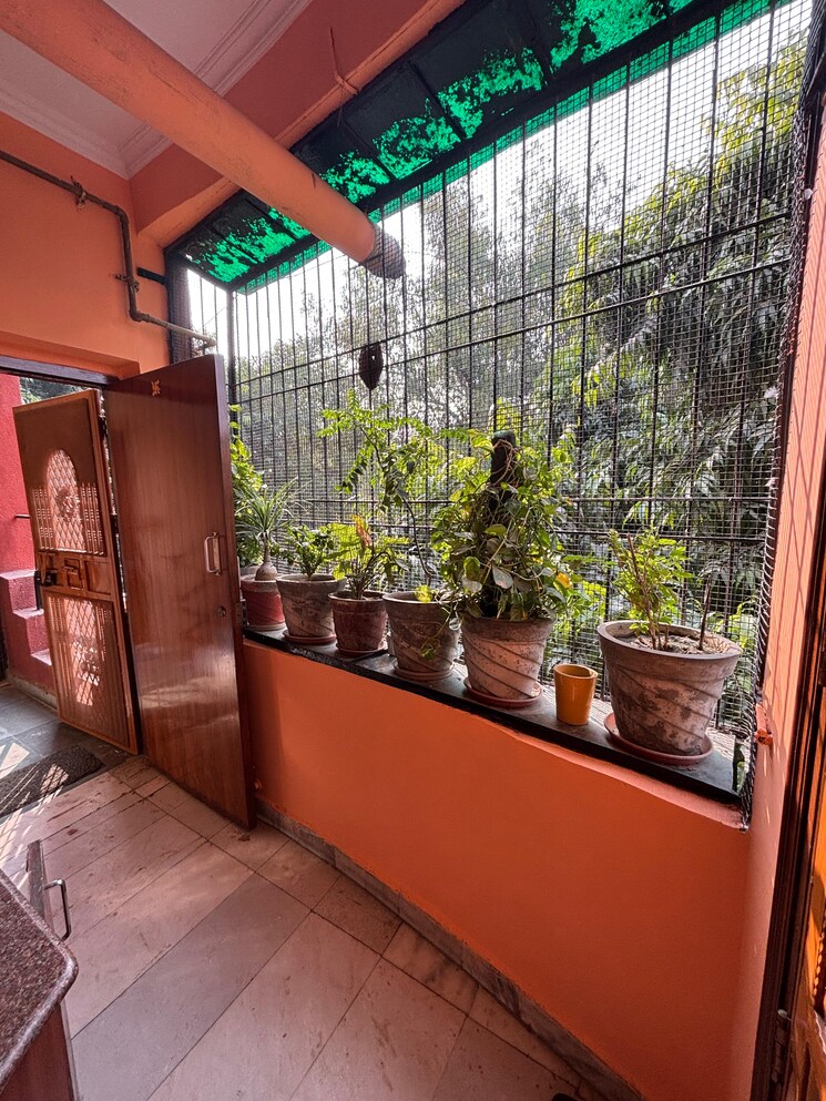 Balcony, green-india-place 2 Bedroom 980 Sq.Ft. Apartment In Rajat Vihar Noida 9579402