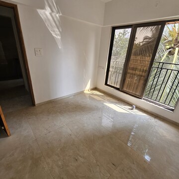 Room in 2 BHK Apartment at Goregaon East – for Rent