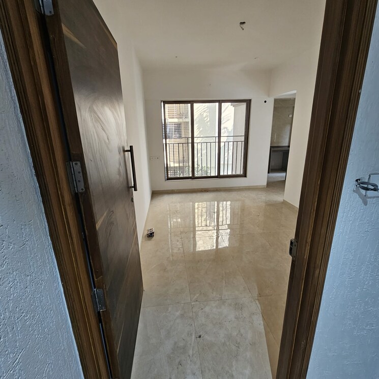 undefined, goregaon east 5 Bedroom 1500 Sq.Ft. Apartment In Goregaon East Mumbai 9579403