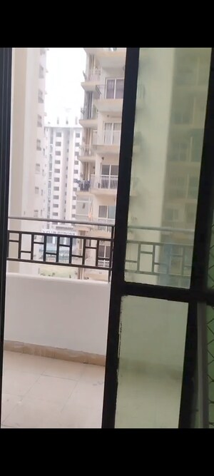 Staircase in 1 BHK Apartment at Amrapali Dream Valley, Tech Zone 4 Greater Noida – for Rent