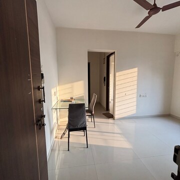 1 BHK Apartment For Rent in VR Bhoomi Acres J Wing, Hiranandani Estate