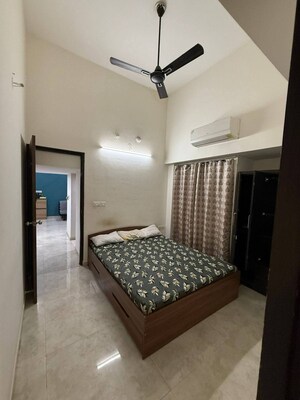 Bedroom in 1 BHK Apartment at Lodha Amara, Kolshet Road – for Rent
