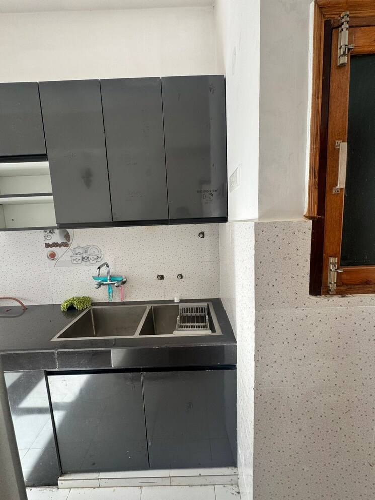 Kitchen, malyana 3 Bedroom 1200 Sq.Ft. Apartment In Malyana Shimla 9579413