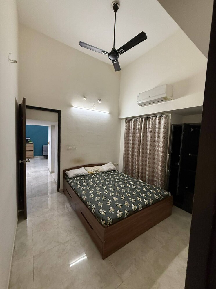 Bedroom, lodha-amara 1 Bedroom 600 Sq.Ft. Apartment In Kolshet Road Thane 9579422