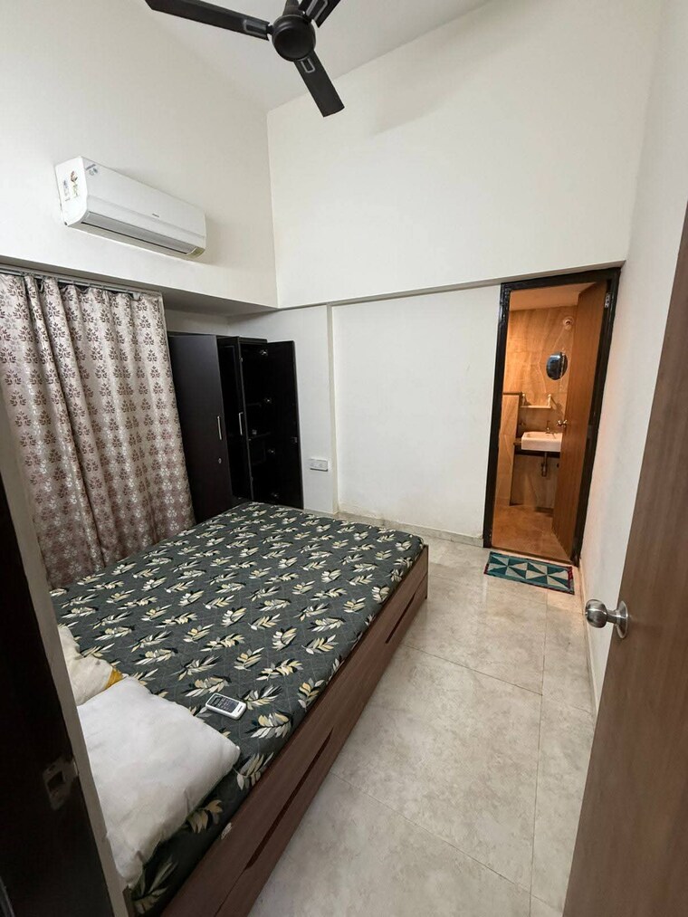 Bedroom, lodha-amara 1 Bedroom 600 Sq.Ft. Apartment In Kolshet Road Thane 9579422