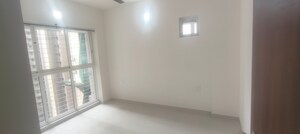 Bedroom in 1 BHK Apartment at Lodha Amara, Kolshet Road – for Rent