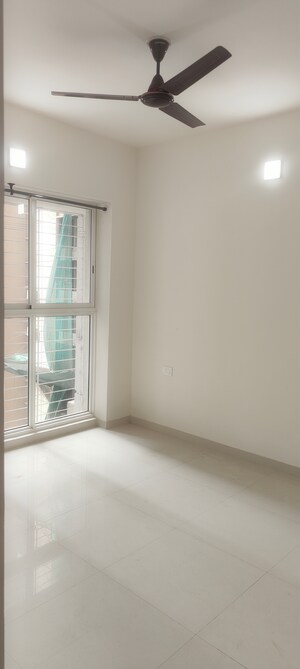 Bedroom in 1 BHK Apartment at Lodha Amara, Kolshet Road – for Rent