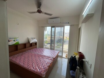 Bedroom in 2 BHK Apartment at Signature Global Prime, Sector 63a – for Rent