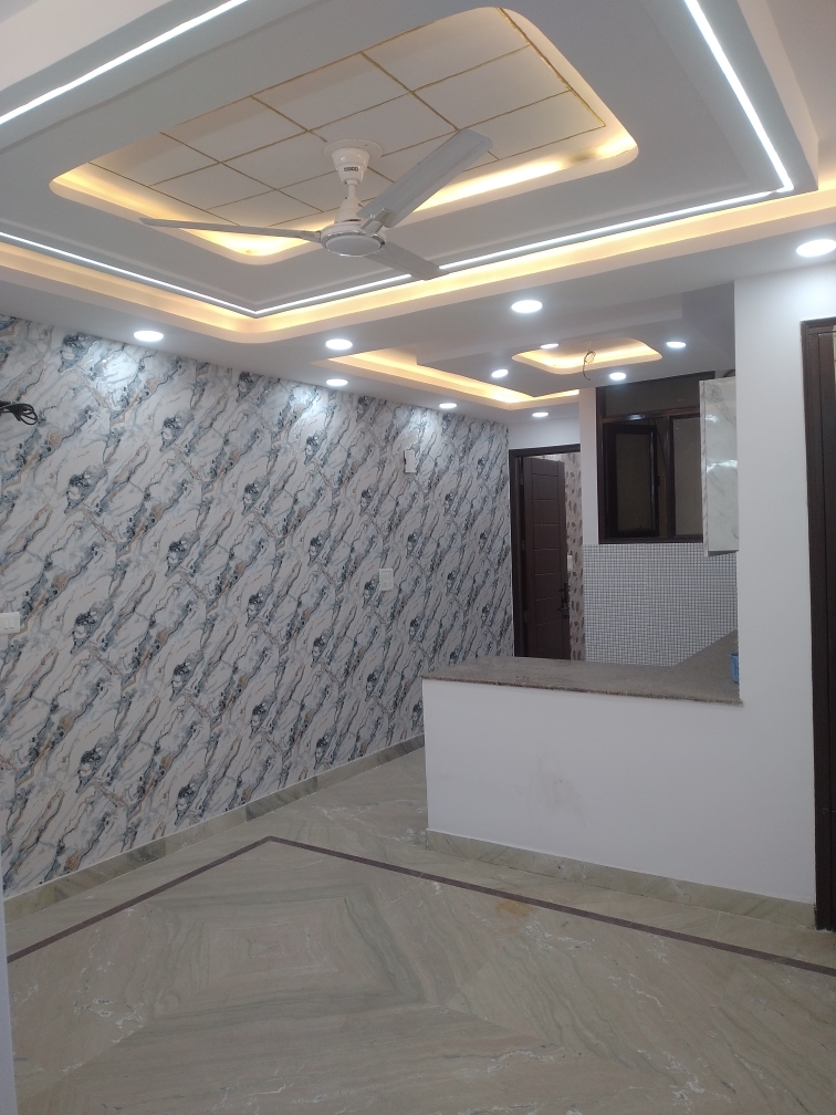 3 BHK Builder Floor For Rent in Govind Puri
