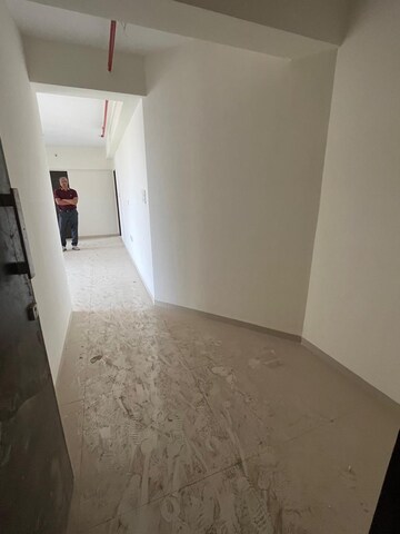 Room in 1 BHK Apartment at Aspen Park, Goregaon East – for Rent