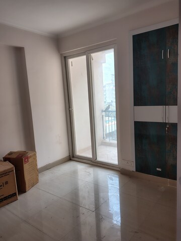 3 BHK Apartment For Rent in Amrapali Leisure Park, Amrapali Leisure Valley